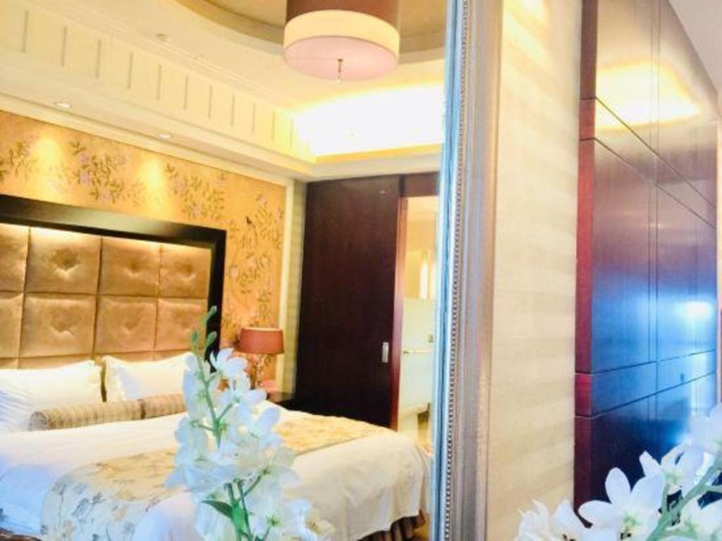 Sichuan Tennis International Hotel Main Building Chengdu Exterior photo